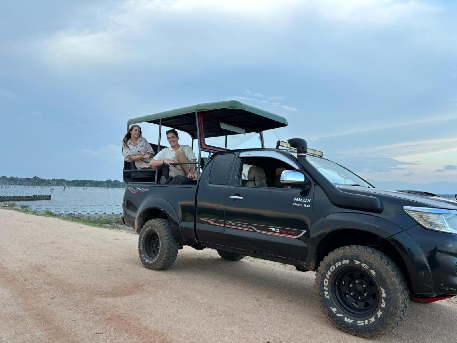 V Cabanas & Yala Safari Place Tissamaharama Exteriér fotografie