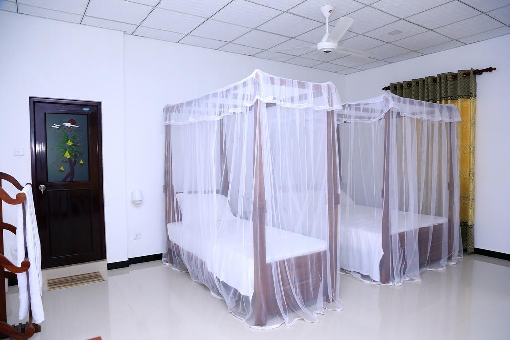 V Cabanas & Yala Safari Place Tissamaharama Exteriér fotografie
