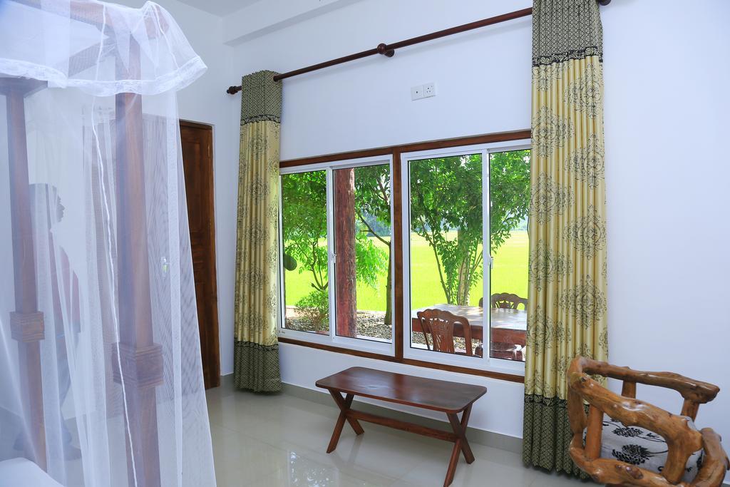 V Cabanas & Yala Safari Place Tissamaharama Exteriér fotografie